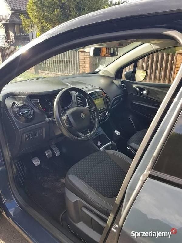 Używany Renault Captur 90 KM (66 kW) 2018 SUV