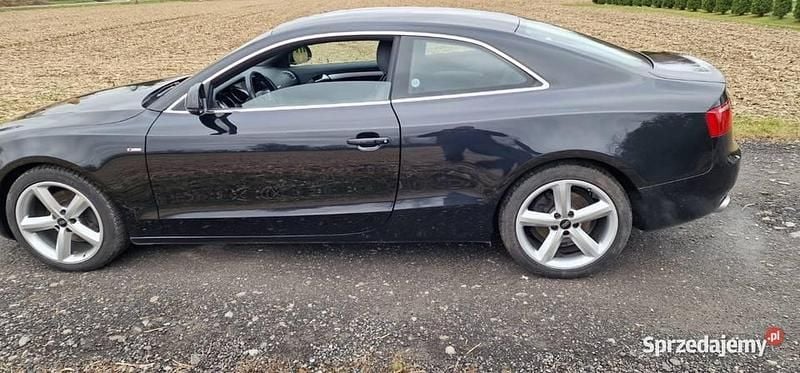 Czarny Używany 2009 Audi A5 Coupe | 26 000 zł (Dobra cena) - Obraz 1/4
