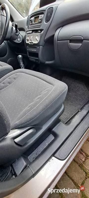 Używany Toyota Yaris 2003 Kombi