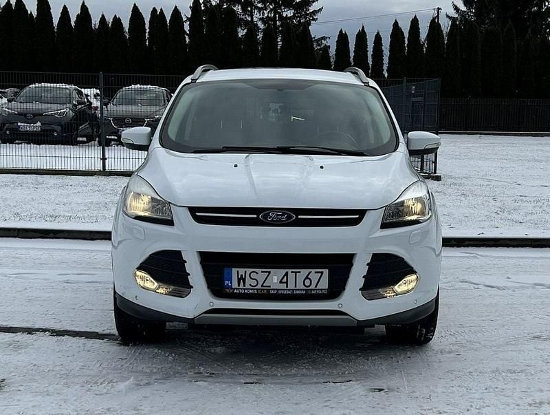 Używany Ford Kuga 150 KM (110 kW) 2014 Biały (metalik, perła) SUV