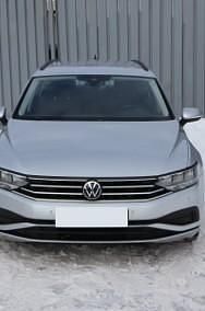 Używany VW Passat 150 KM (110 kW) 2020 Srebrny Kombi