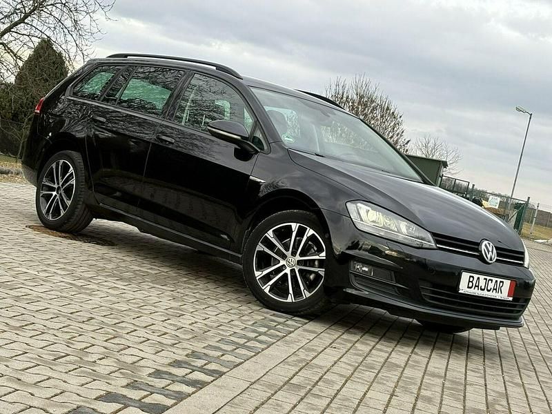 Używany VW Golf VII Cup 110 KM (80 kW) 2014 Czarny Kombi