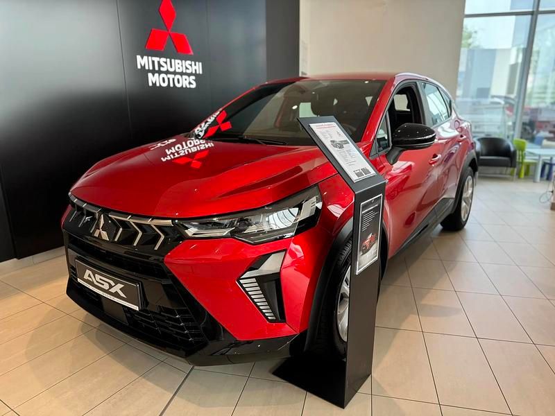 Czerwony Używany 2024 Mitsubishi ASX SUV | 98 900 zł - Obraz 1/4