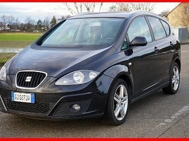 Czarny Używany 2010 Seat Altea XL Minivan | 17 900 zł (Uczciwa cena) - Obraz 1/4