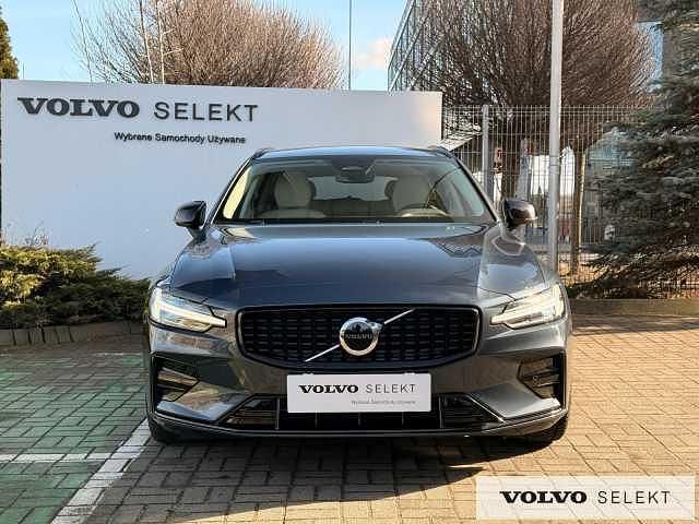Nowe Volvo V60 197 KM (144 kW) 2025 Niebieski Kombi