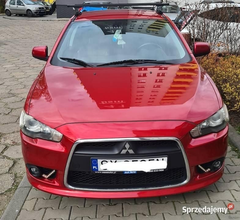 Używany Mitsubishi Lancer Sportback 2009 Czerwony Hatchback