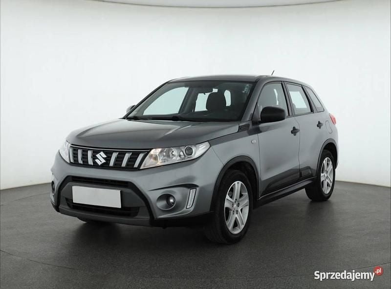 Używany Suzuki Vitara 120 KM (88 kW) 2017 Szary SUV