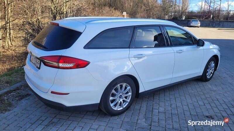 Używany Ford Mondeo 2018 Biały Kombi