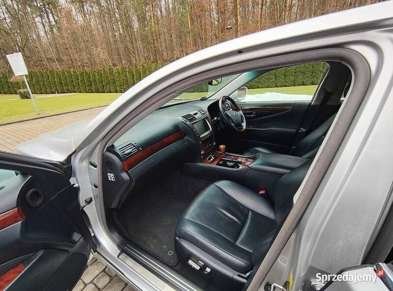 Używany 2007 Lexus LS460 Sedan/Limuzyna | 27 000 zł - Obraz 1/4