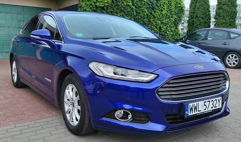 Używany Ford Mondeo 2016 Niebieski Sedan/Limuzyna