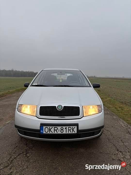 Srebrny Używany 2000 Skoda Fabia Hatchback | 5999 zł (Uczciwa cena) - Obraz 1/4