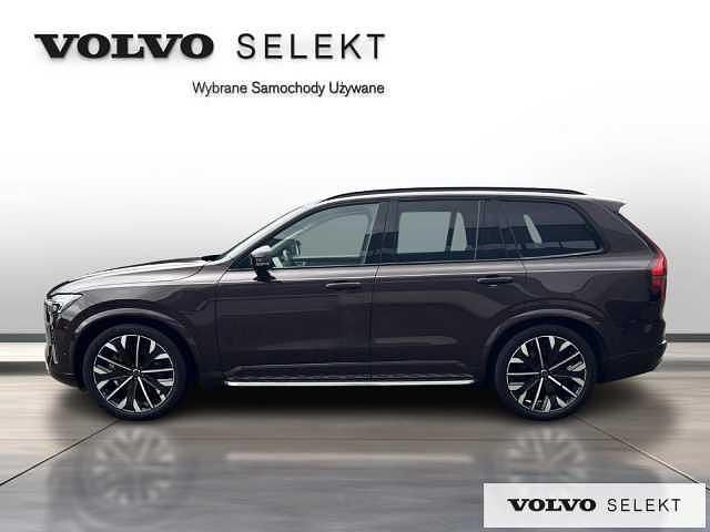 Używany Volvo XC90 455 KM (334 kW) 2025 Czerwony SUV
