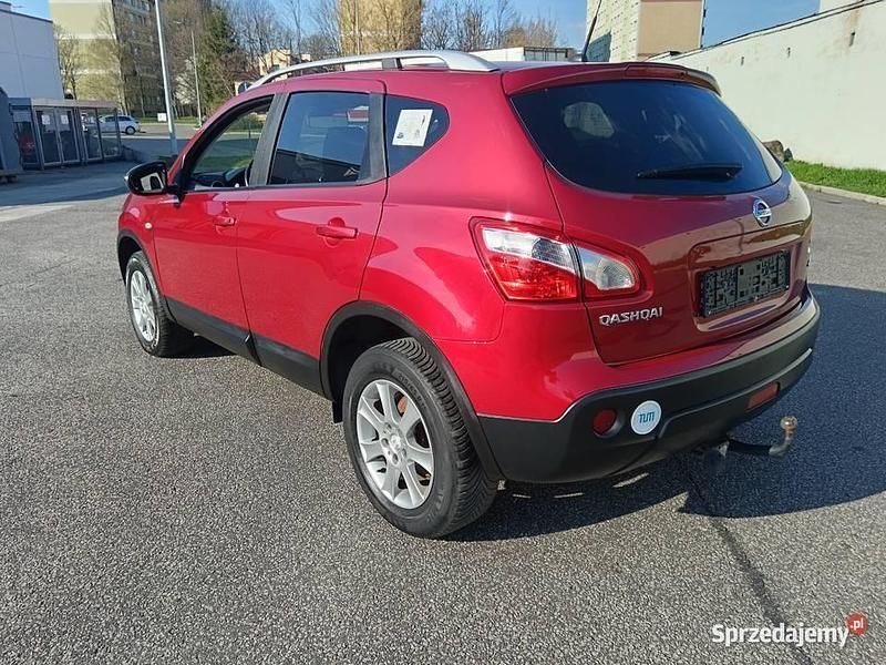 Używany Nissan Qashqai 130 KM (95 kW) 2013 Bordowy SUV