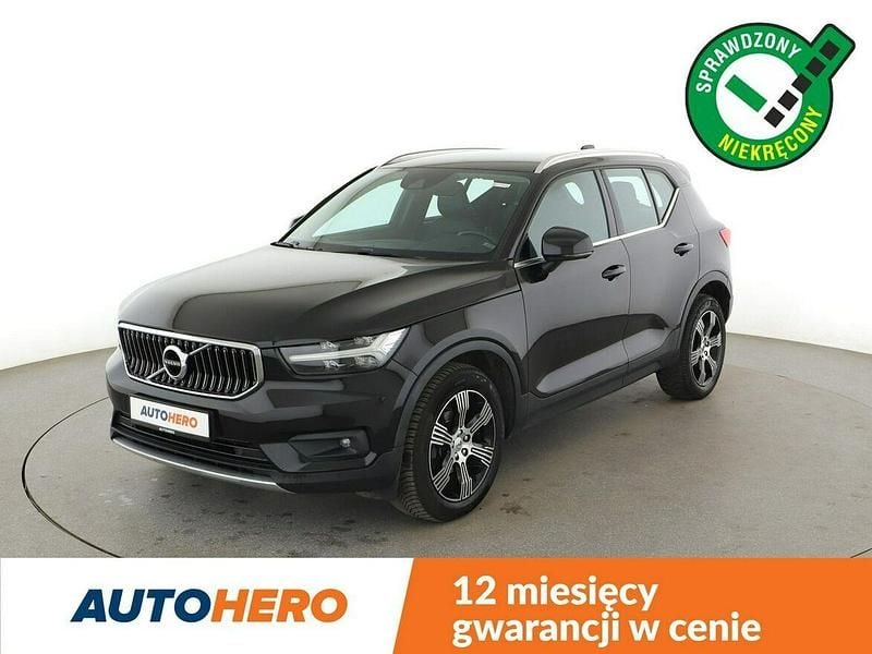 Czarny Używany 2018 Volvo XC40 SUV | 81 900 zł (Uczciwa cena) - Obraz 1/3