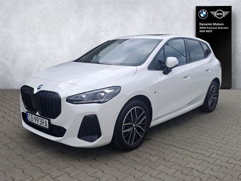 Biel alpejska Używany 2023 BMW 218 Active Tourer Luxury Line Minivan | 159 000 zł (Uczciwa cena) - Obraz 1/4