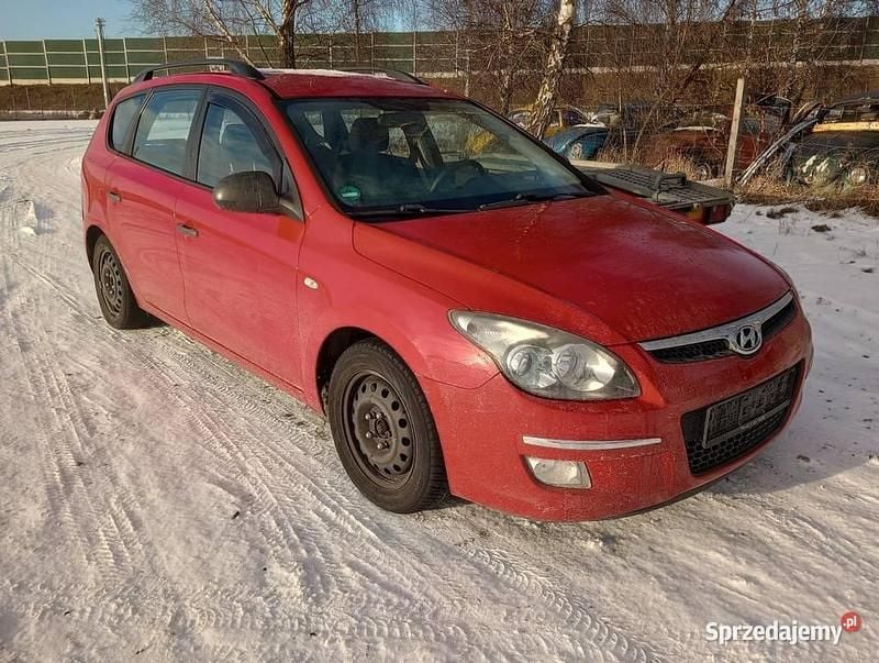 Czerwony Używany 2009 Hyundai i30 Sedan/Limuzyna | 6600 zł (Super Cena) - Obraz 1/4