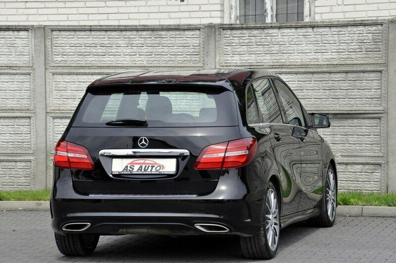 Używany Mercedes B220 AMG line 170 KM (125 kW) 2015 Czarny Minivan