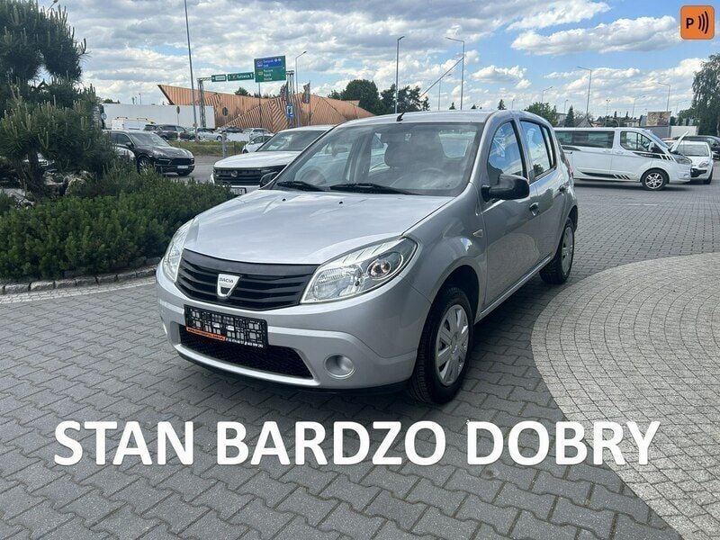 Srebrny Używany 2009 Dacia Sandero Hatchback | 12 900 zł (Uczciwa cena) - Obraz 1/4