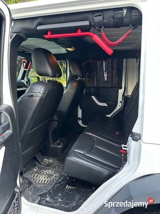 Biały Używany 2016 Jeep Wrangler Rubicon SUV | 127 500 zł (Uczciwa cena) - Obraz 1/4