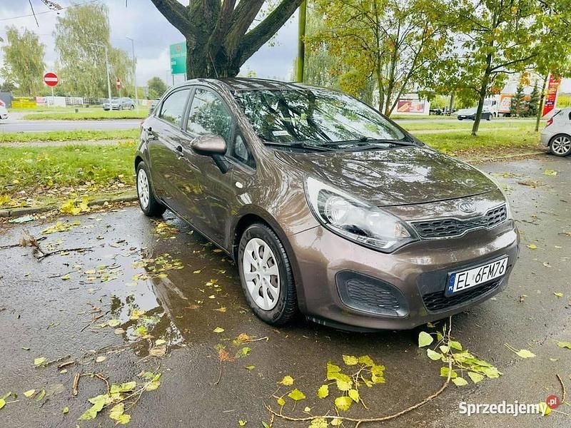 Używany 2011 Kia Rio 2 Hatchback | 18 500 zł (Uczciwa cena) - Obraz 1/4