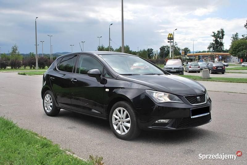 Używany 2013 Seat Ibiza Hatchback | 21 900 zł (Uczciwa cena) - Obraz 1/4
