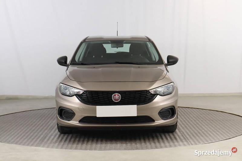 Beżowy Używany 2020 Fiat Tipo Hatchback | 40 999 zł (Uczciwa cena) - Obraz 1/4