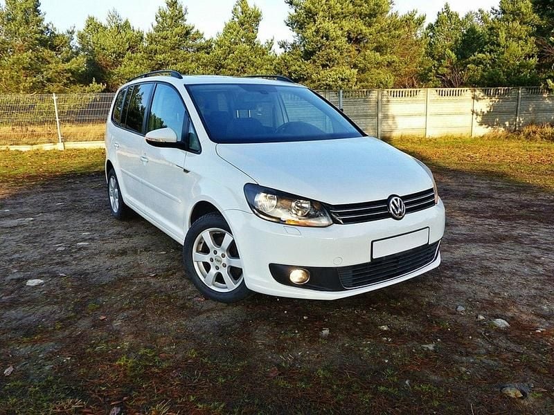 Używany VW Touran Comfortline 105 KM (77 kW) 2012 Biały Minivan