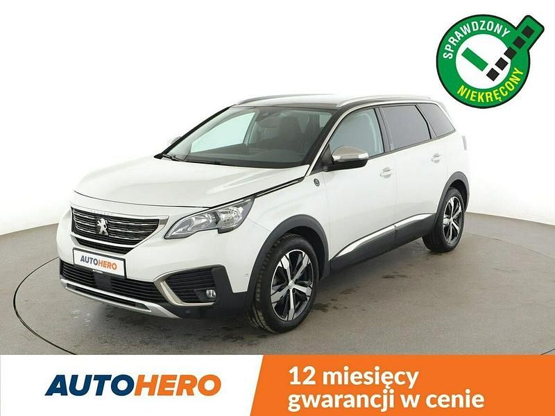 Biały Używany 2018 Peugeot 5008 Minivan | 62 600 zł (Dobra cena) - Obraz 1/3