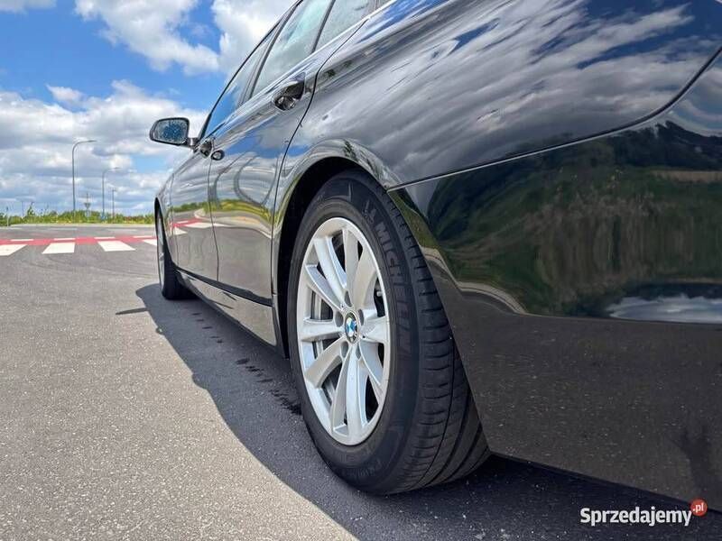 Używany BMW 520 2016 Czarny Kombi