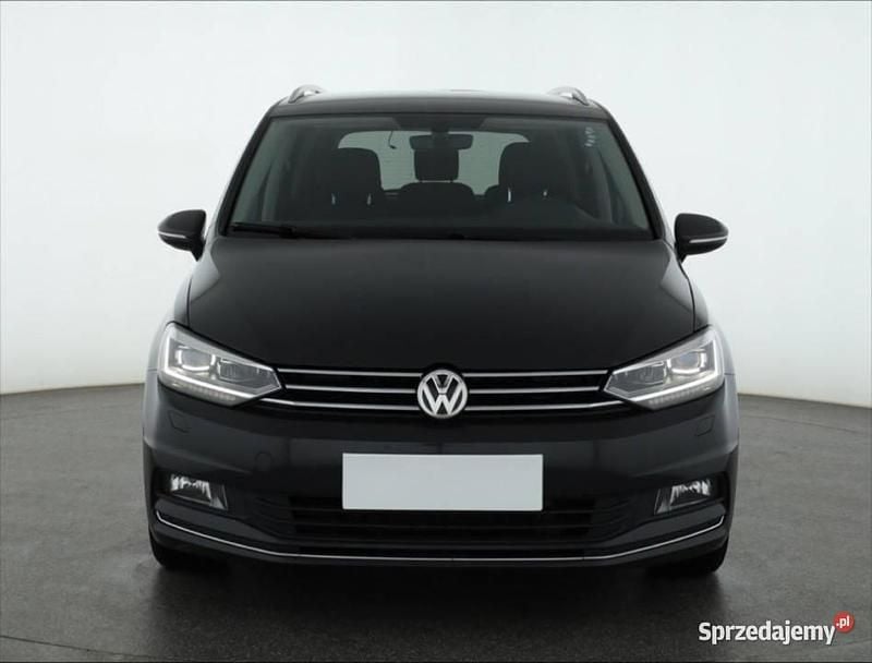 Używany VW Touran 2017 Szary Minivan