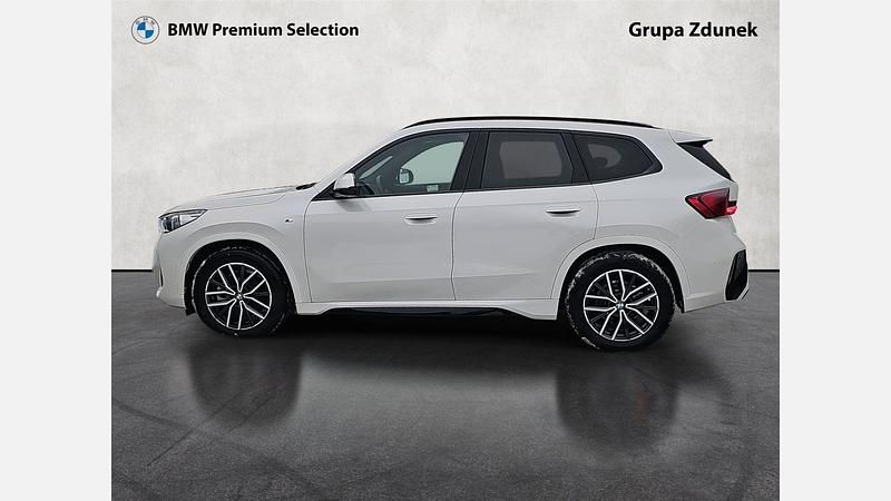 Używany BMW X1 Luxury Line 156 KM (114 kW) 2025 Biel mineralna metalizowany SUV