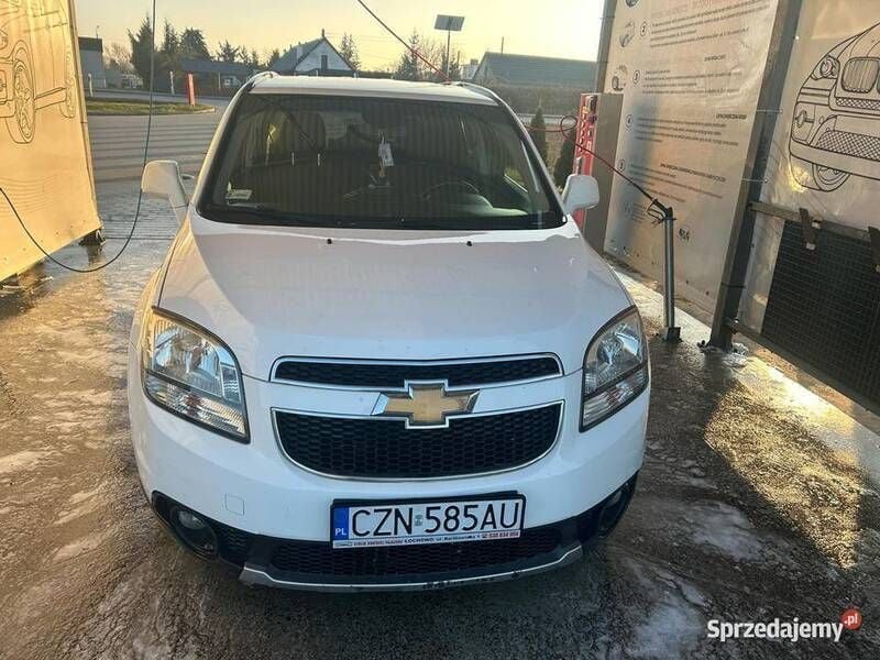 Biały Używany 2012 Chevrolet Orlando SUV | 20 000 zł (Dobra cena) - Obraz 1/4