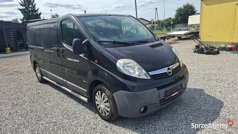 Czarny Używany 2009 Opel Vivaro Van | 19 500 zł (Super Cena) - Obraz 1/4