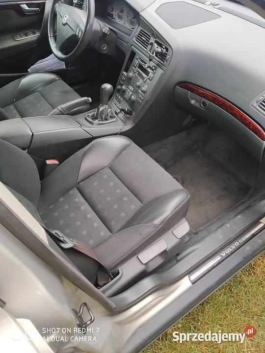 Używany Volvo S60 2003 Beżowy Sedan/Limuzyna