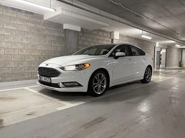 Biały Używany 2017 Ford Fusion SE Sedan/Limuzyna | 43 000 zł - Obraz 1/4
