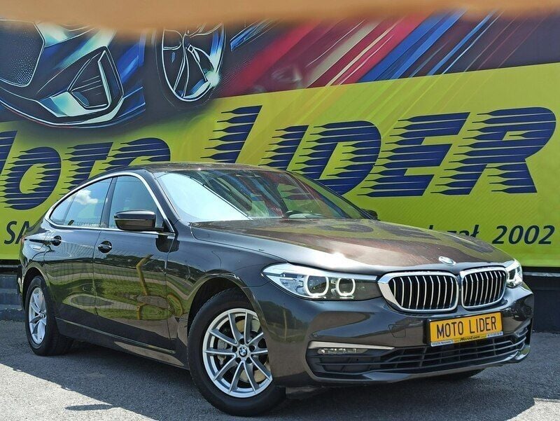 Brązowy (metalik) Używany 2018 BMW 114 Hatchback | 97 900 zł - Obraz 1/4