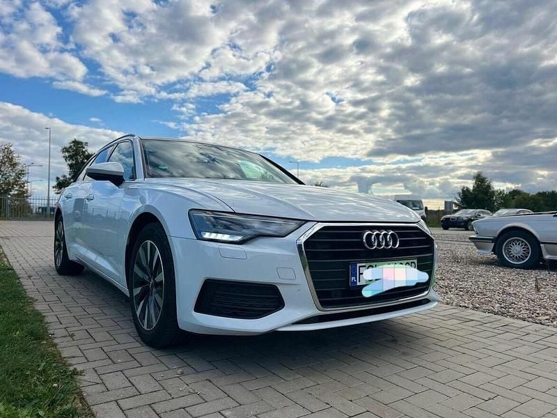 Biały Używany 2019 Audi A6 Kombi | 99 500 zł (Uczciwa cena) - Obraz 1/4