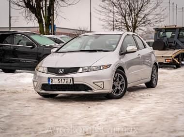Używany Honda Civic 140 KM (102 kW) 2010 Srebrny Hatchback