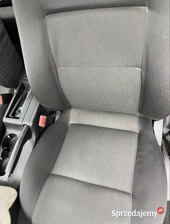 Używany VW Passat 2002 Srebrny Sedan/Limuzyna