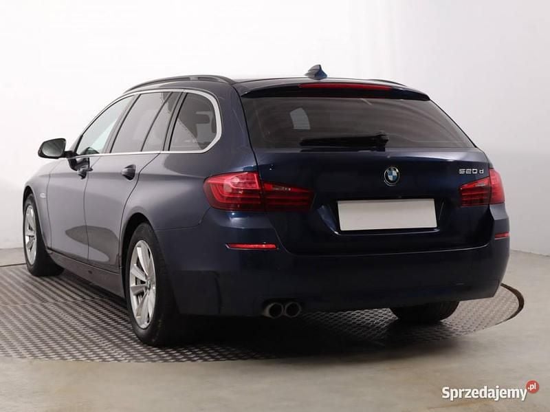 Używany BMW 520 2016 Niebieski Kombi