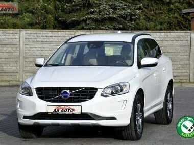 Biały Używany 2015 Volvo XC60 Momentum SUV | 66 850 zł (Dobra cena) - Obraz 1/4