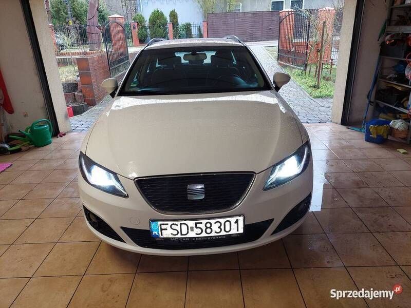 Używany 2013 Seat Exeo | 21 500 zł - Obraz 1/4