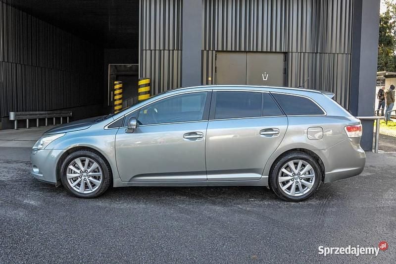 Używany 2011 Toyota Avensis | 19 900 zł (Dobra cena) - Obraz 1/4