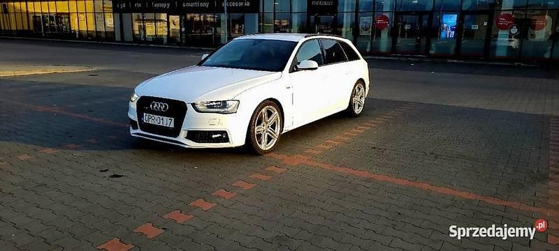 Używany Audi A4 S-Line 2014 Biały Kombi