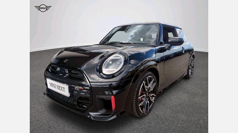 Midnight black ii metalizowany Używany 2024 Mini John Cooper Works Hatchback | 166 900 zł - Obraz 1/4