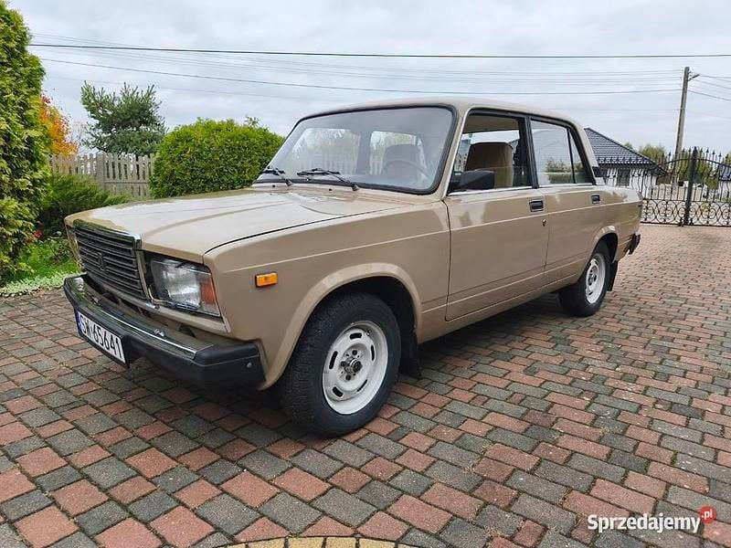Używany 1988 Lada 2107 Sedan/Limuzyna | 17 800 zł - Obraz 1/4