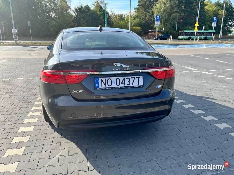 Używany 2017 Jaguar XF Sedan/Limuzyna | 56 000 zł (Super Cena) - Obraz 1/4