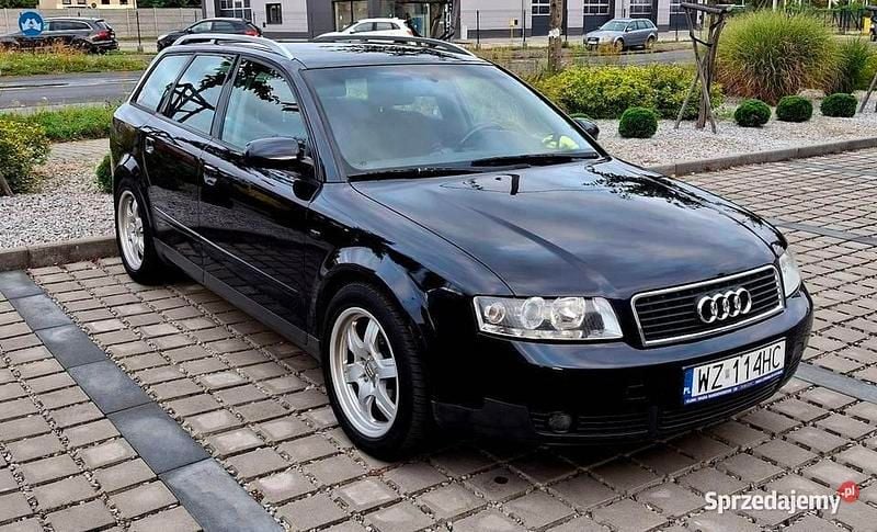 Grafitowy Używany 2001 Audi A4 Kombi | 4999 zł (Uczciwa cena) - Obraz 1/4