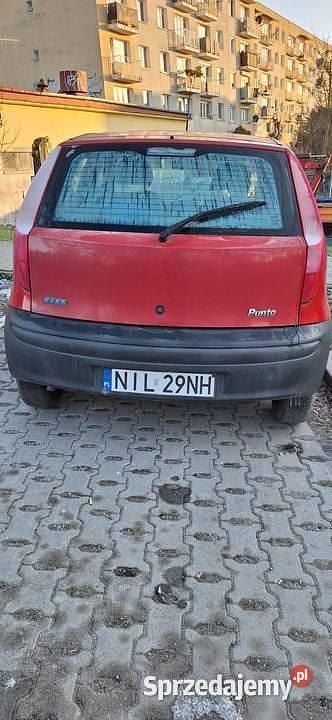 Czerwony Używany 2002 Fiat Punto Hatchback | 2500 zł (Uczciwa cena) - Obraz 1/3