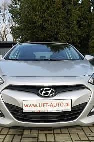 Używany Hyundai i30 110 KM (80 kW) 2015 Srebrny Hatchback